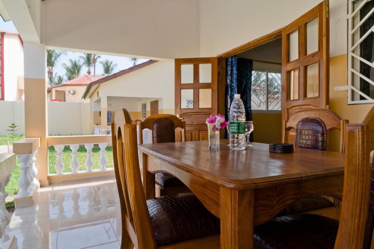 Kunta Kinteh Beach Complex Kotu Εξωτερικό φωτογραφία